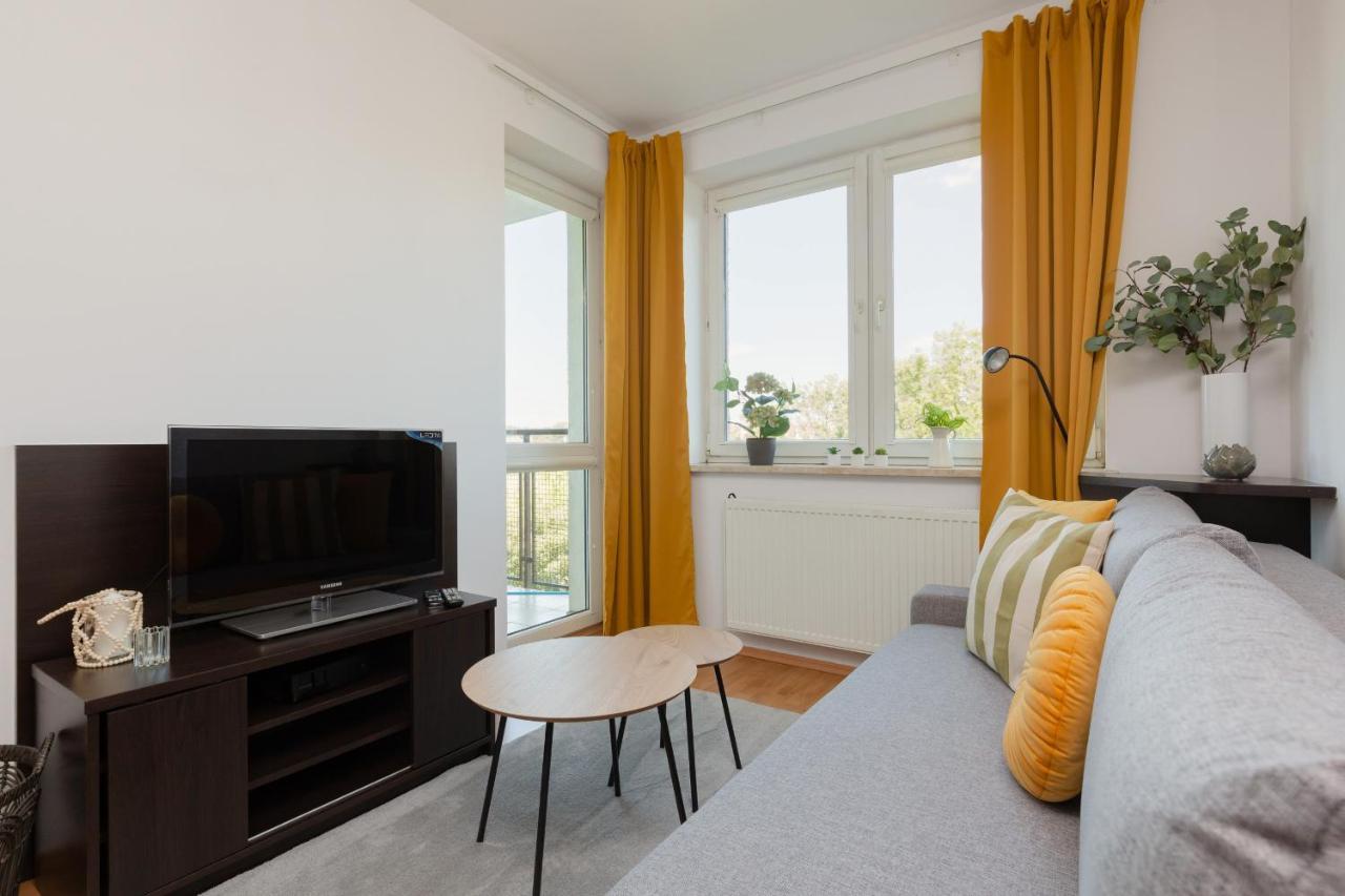 Cozy Apartment With Balcony Warszawa By Noclegi Renters エクステリア 写真